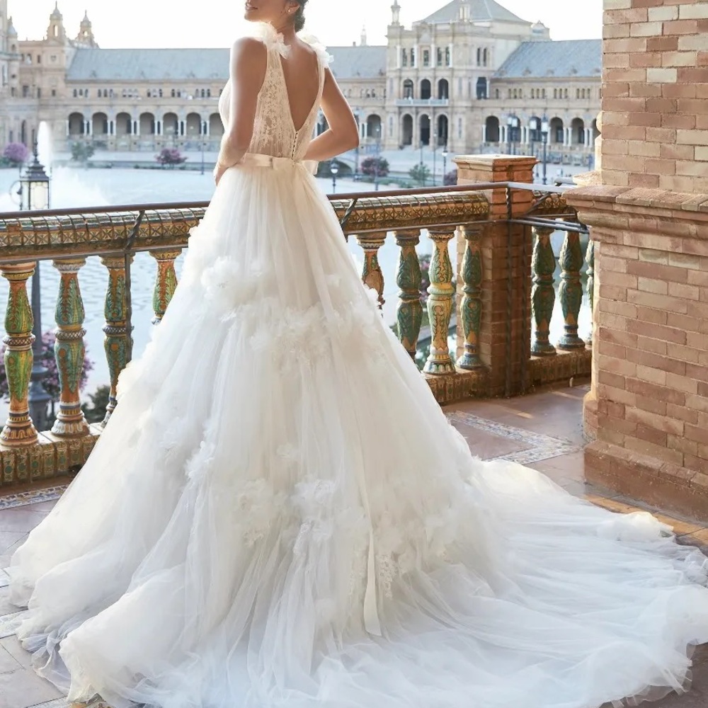 MARCHESA FOR PRONOVIAS YIYA princes dress - DRY CLEANED&PRESERVED